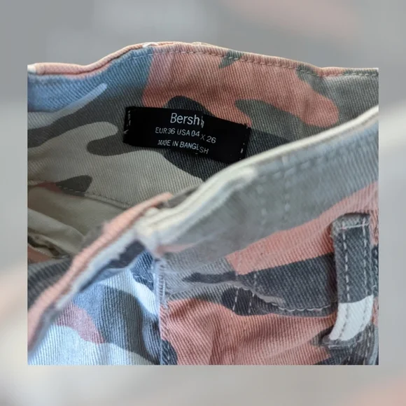 Bershka Camo Jeans - Picture 3 of 3